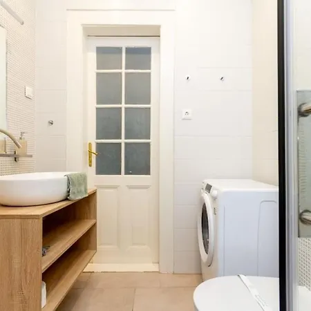 Historic Charm On Dohany Street By Newave Apartamento Budapest