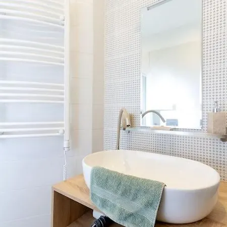 Historic Charm On Dohany Street By Newave * 부다페스트